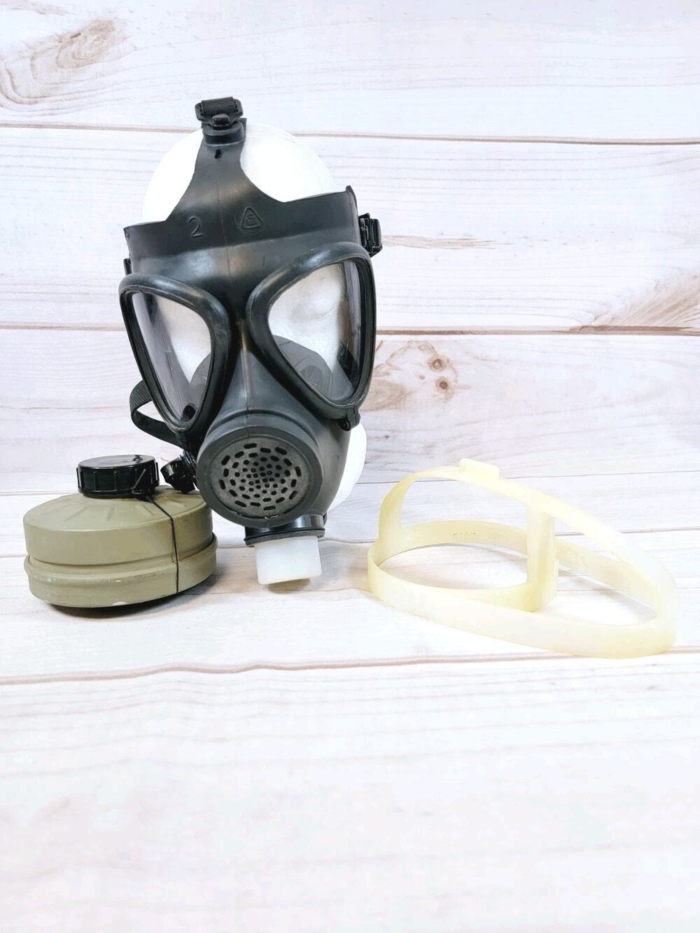 Israeli IDF Adult M-15 GAS Mask With Filter